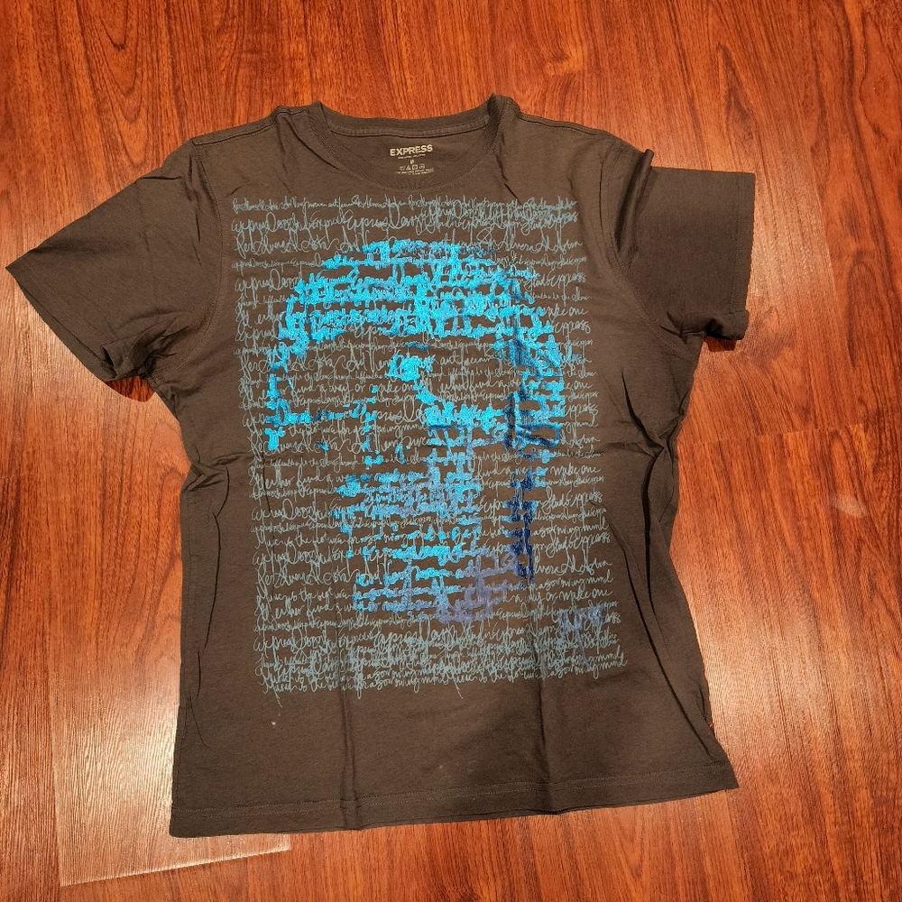 Express T-Shirt Medium Barely Used